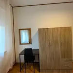 招待所 Licen 的里雅斯特