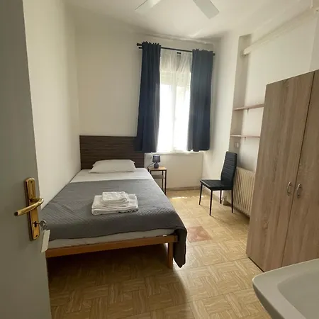 招待所 Licen 的里雅斯特