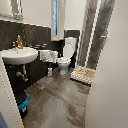 招待所 Licen 的里雅斯特