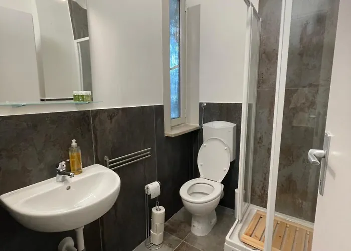 Licen ゲストハウス トリエステ